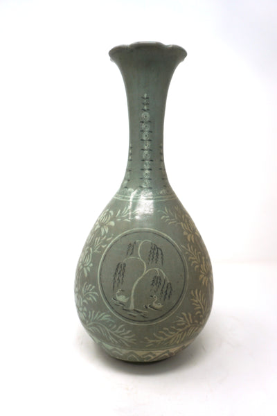Koryo Style Celadon Bottle Vase with Inlaid Willow Design