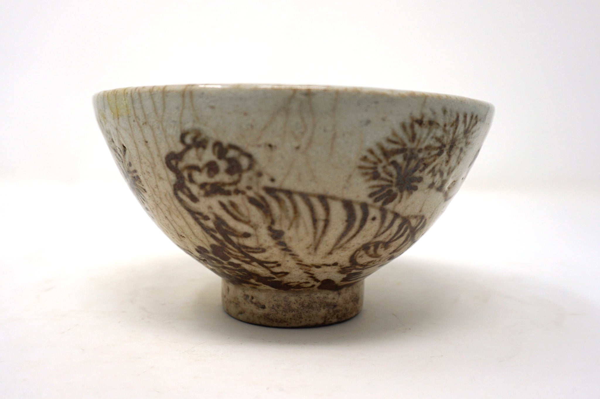 Chosun Tea Tea Bowl with Tiger and Bird Design