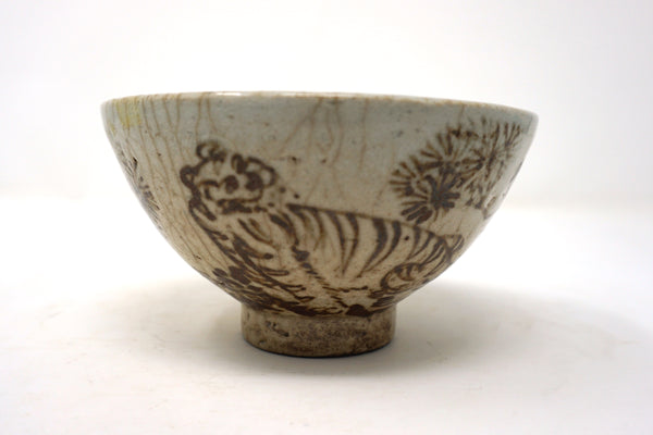 Chosun Tea Tea Bowl with Tiger and Bird Design