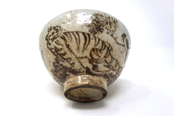 Chosun Tea Tea Bowl with Tiger and Bird Design
