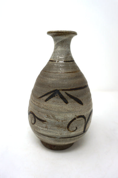 Chosun Dynasty Bunchung Bottle Vase with Iron Glazed Design