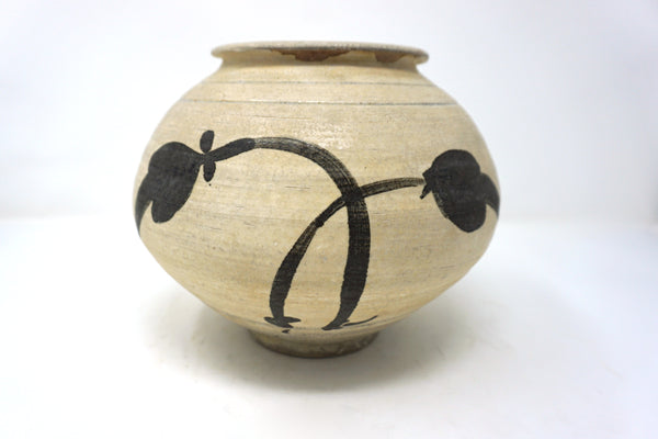 Chosun Bunchung Iron Glazed Porcelain Jar
