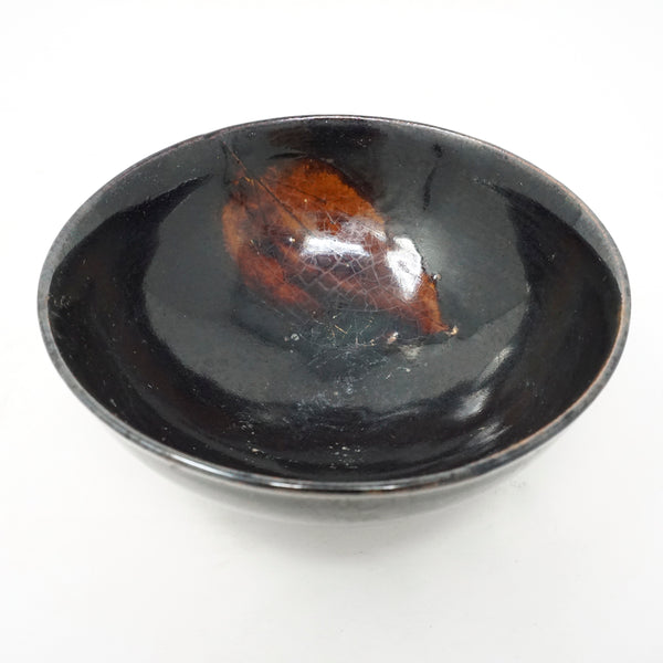 Chinese Jizhou Iron Glaze Leaf Design Teal Bowl