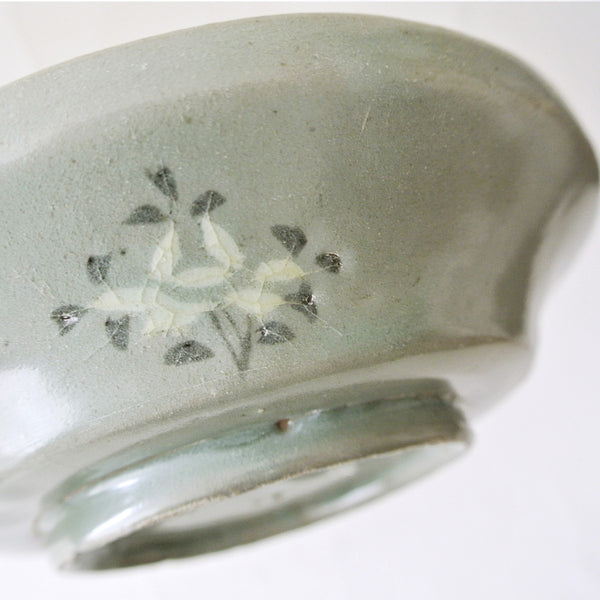 Korean Celadon Saucer Bowl with Inlaid 4-Flower Design from Koryo