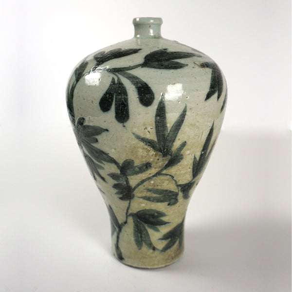 White Porcelain Maebyeong Vase with Painted Dark Green Leaves