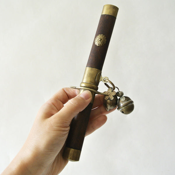 Korean "Eunjangdo" Dagger with Gold and Wooden Design