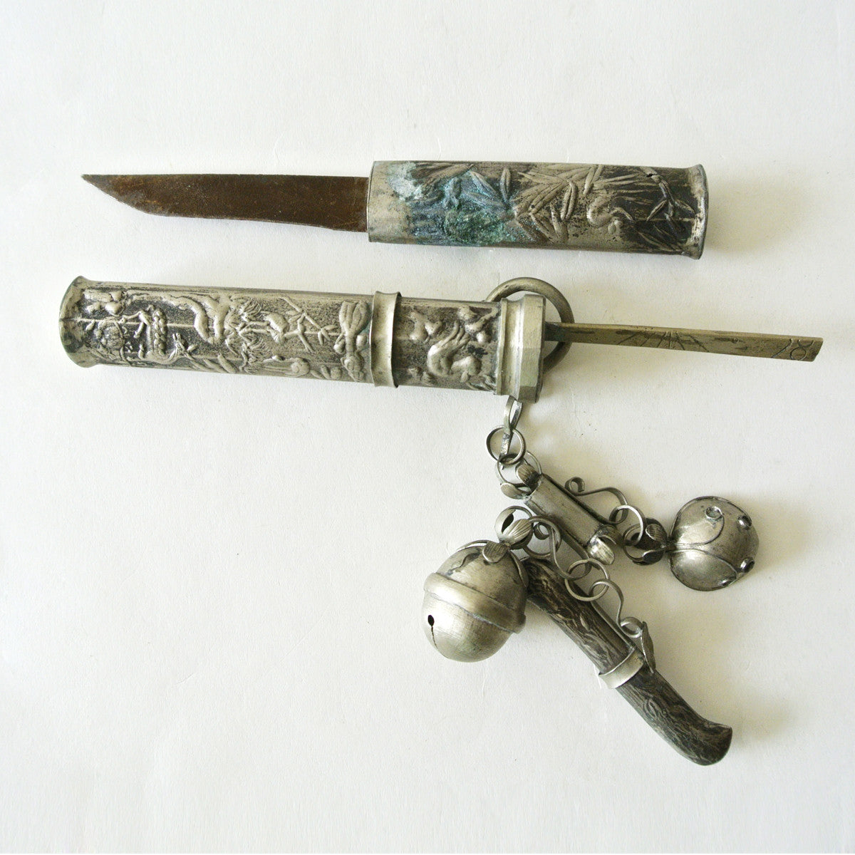 Korean "Eunjangdo" Dagger with Floral Carving and Three Pendants
